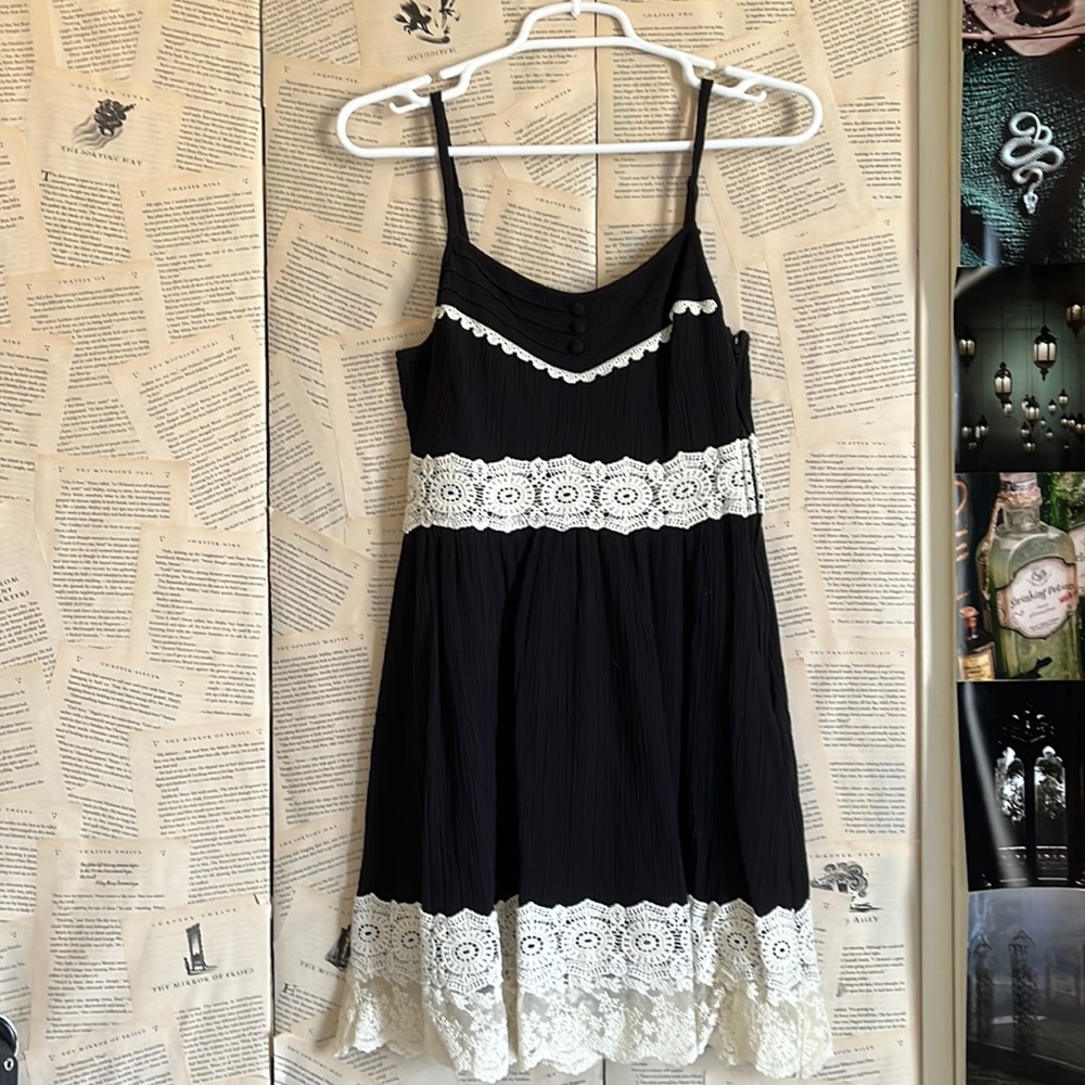 Hot topic black sun dress